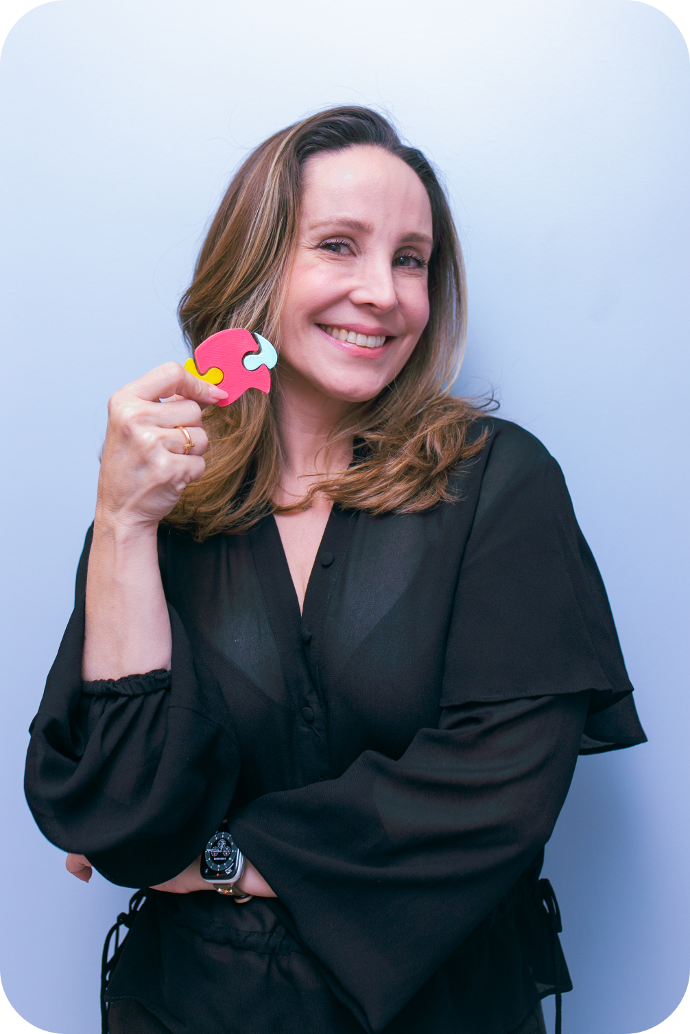 Especialista fazendo exercícios com duas crianças