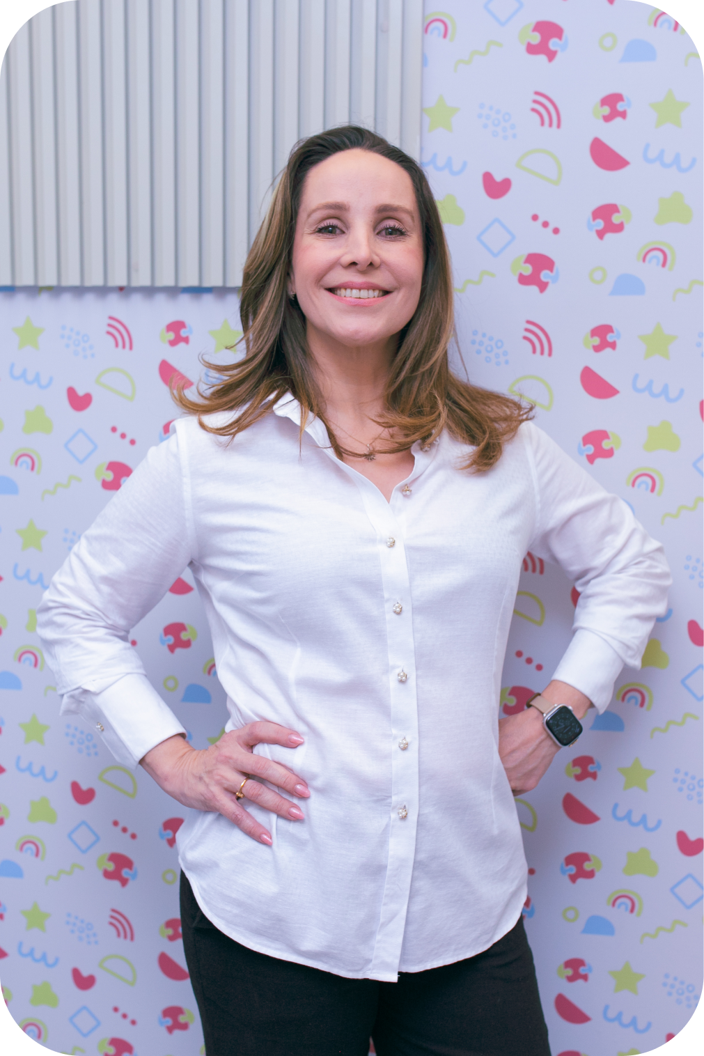 Augusto e Fabiane palestrando para um grupo de pessoas